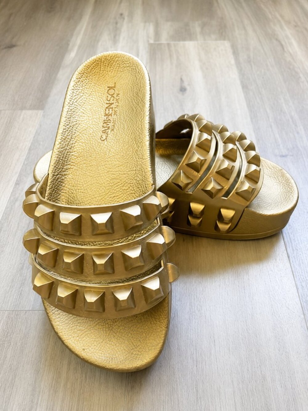 Carmen Sol Gold Studded Platform Slide Sandals Size 10